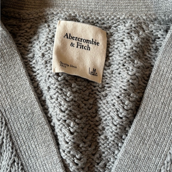 Abercrombie Cable Knit Cardigan - Picture 3 of 4